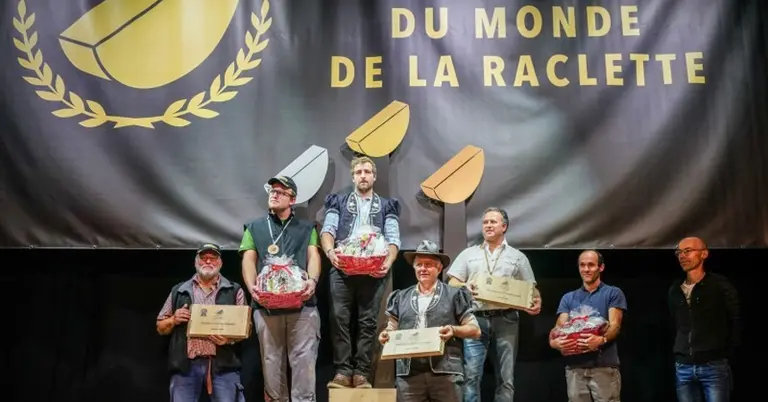 র‍্যাকলেট চ্যাম্পিয়নশিপে জয়ীরা